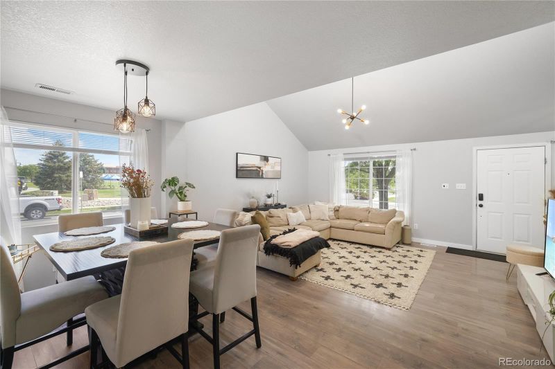 11558 Oakland Dr, Commerce City, CO 80640