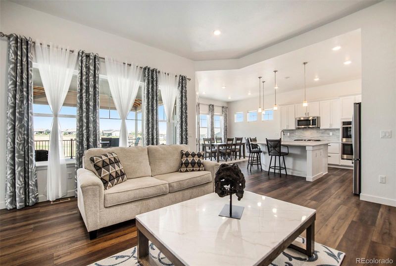 15578 Valentia St, Thornton, CO 80602