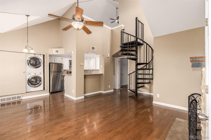 8331 S Upham Way #207, Littleton, CO 80128