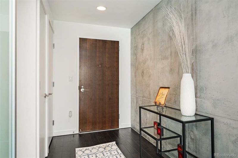 891 14th St #2410, Denver, CO 80202