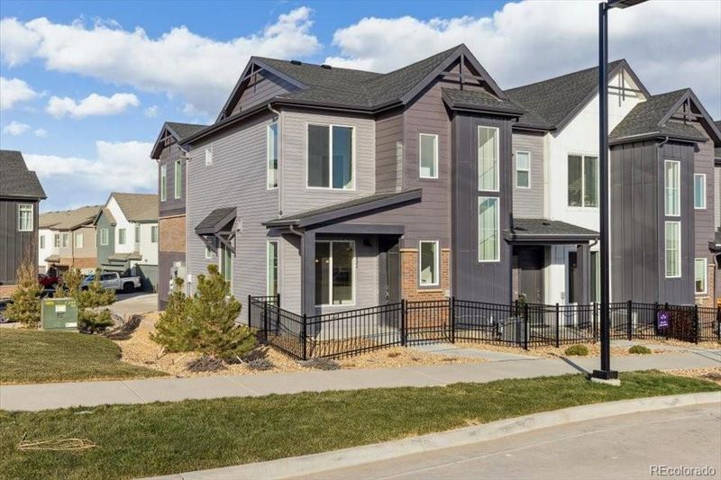 426 Millwall Cir, Castle Pines, CO 80108