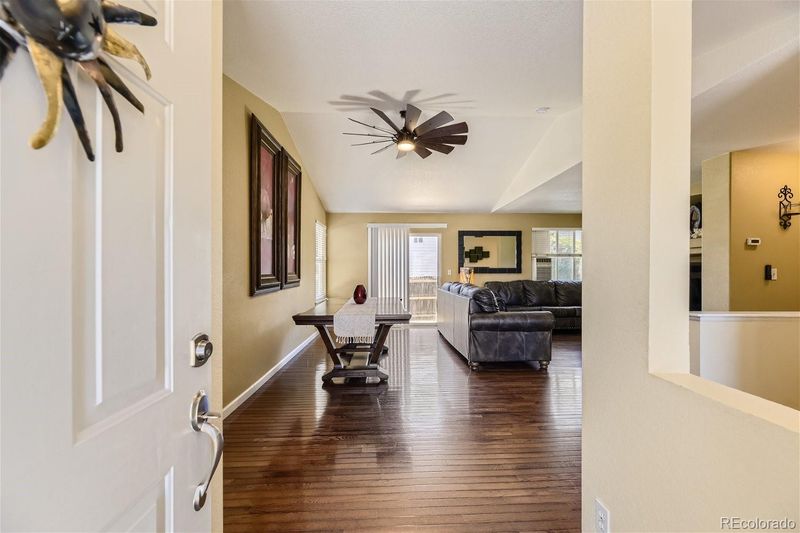 18542 E Linvale Pl, Aurora, CO 80013