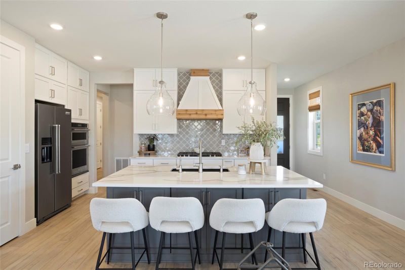 17343 W 93rd Pl, Arvada, CO 80007