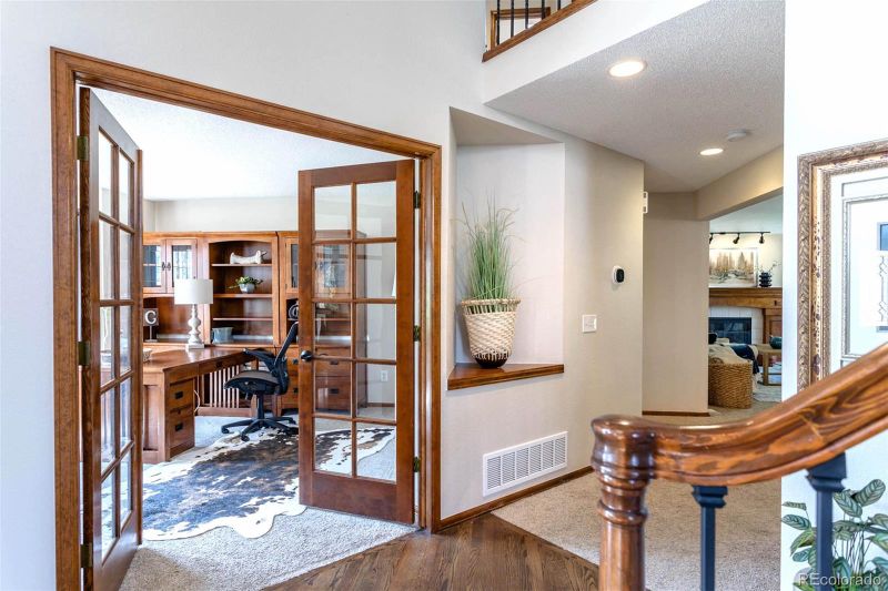 9931 Stratford Ln, Highlands Ranch, CO 80126