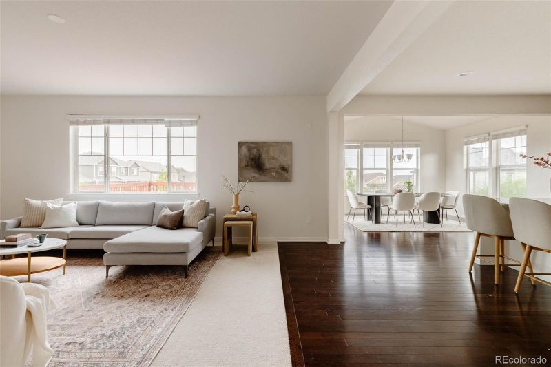 21075 E Layton Ln, Aurora, CO 80015