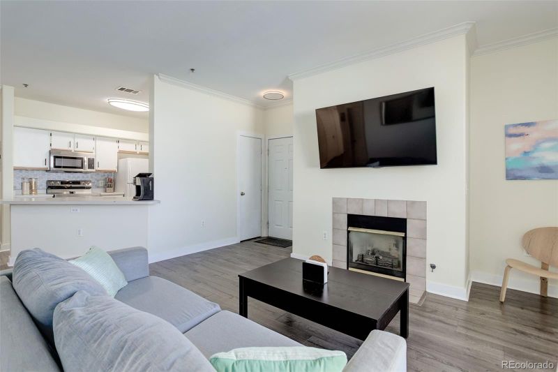 6005 Castlegate Dr #B15, Castle Rock, CO 80108