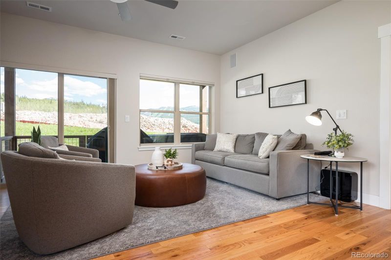 16 Wagon Wheel Dr, Fraser, CO 80442