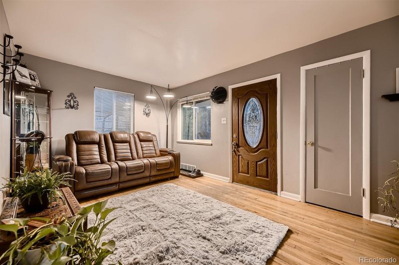 2500 S Linley Ct, Denver, CO 80219