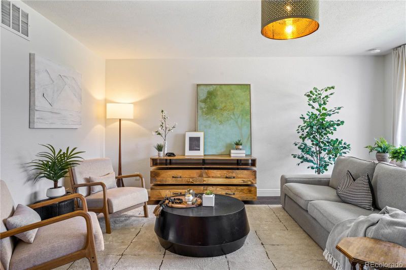 3825 S Monaco Pw #126, Denver, CO 80237