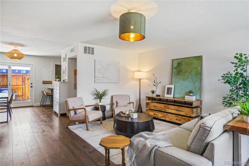 3825 S Monaco Pw #126, Denver, CO 80237