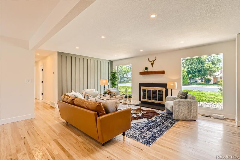 400 Dover St, Lakewood, CO 80226