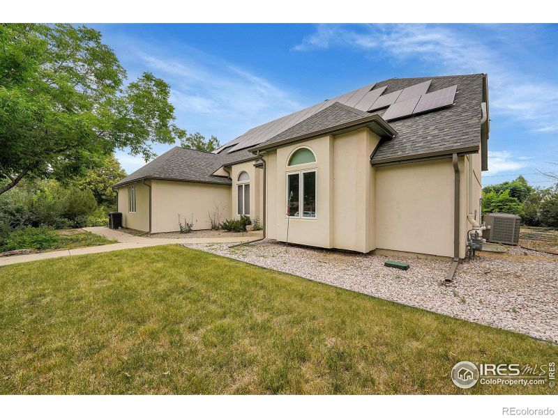 12987 Hillcrest Dr, Longmont, CO 80504