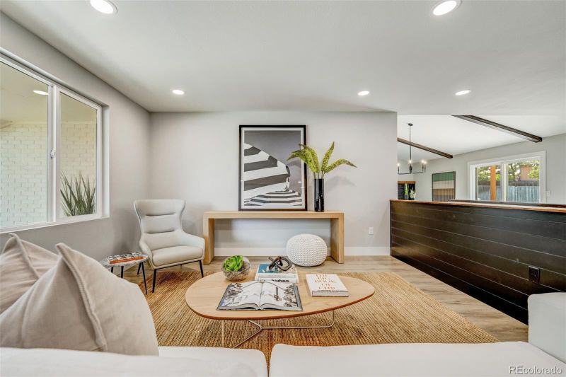 5985 S Leyden St, Centennial, CO 80111