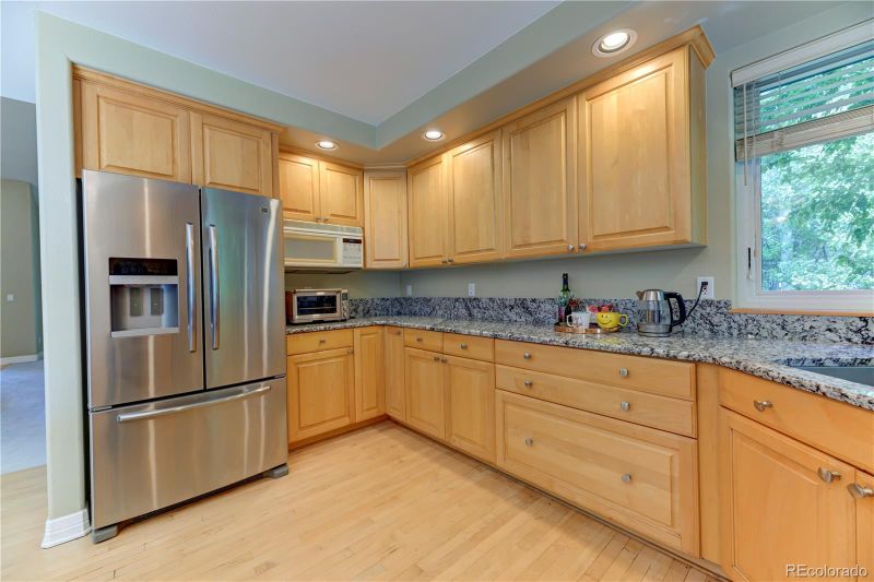7211 Augusta Dr, Boulder, CO 80301