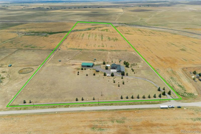 60850 E 5th Pl, Strasburg, CO 80136