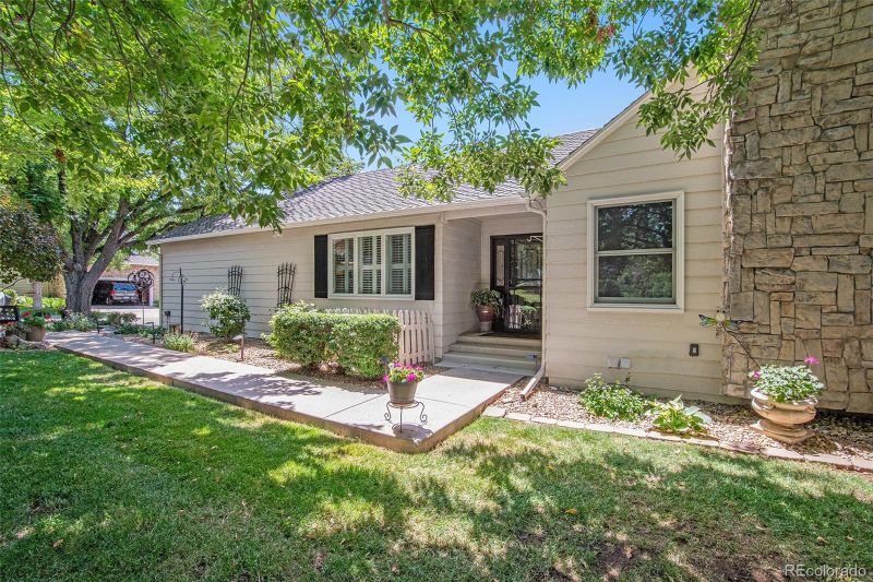 8505 E Temple Dr #465, Denver, CO 80237