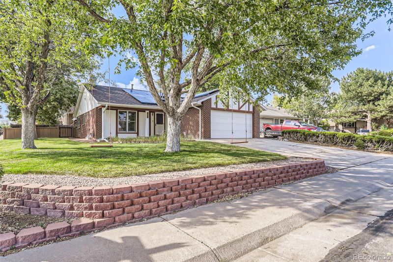 4747 E 128th Ct, Thornton, CO 80241
