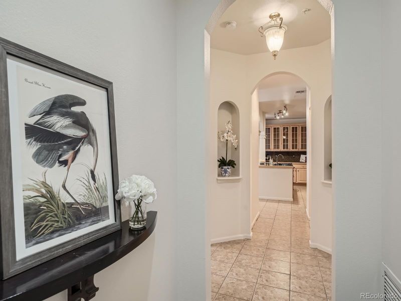 1140 Cherokee St #404, Denver, CO 80204