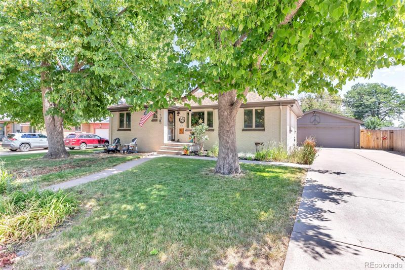 6118 S Westview St, Littleton, CO 80120