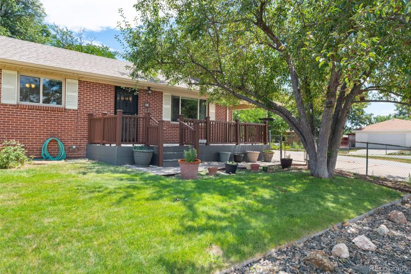 80 Teller St, Lakewood, CO 80226