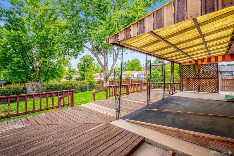 3396 W Tanforan Dr, Englewood, CO 80110