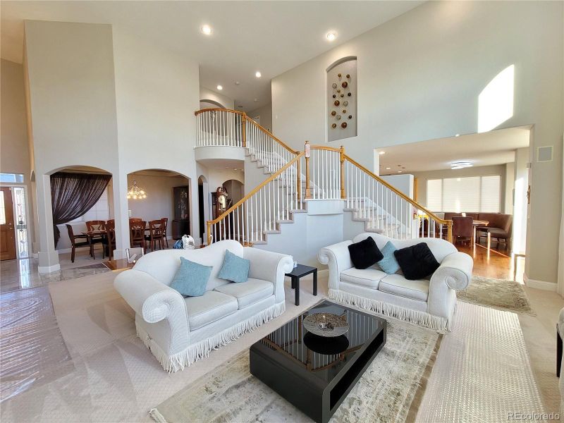 22044 E Peakview Dr, Aurora, CO 80016