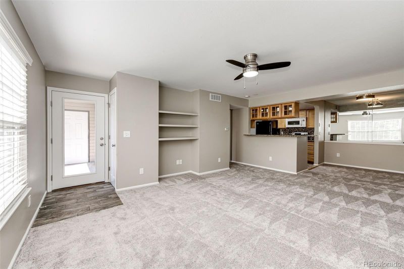 9222 E Arbor Cir #F, Englewood, CO 80111