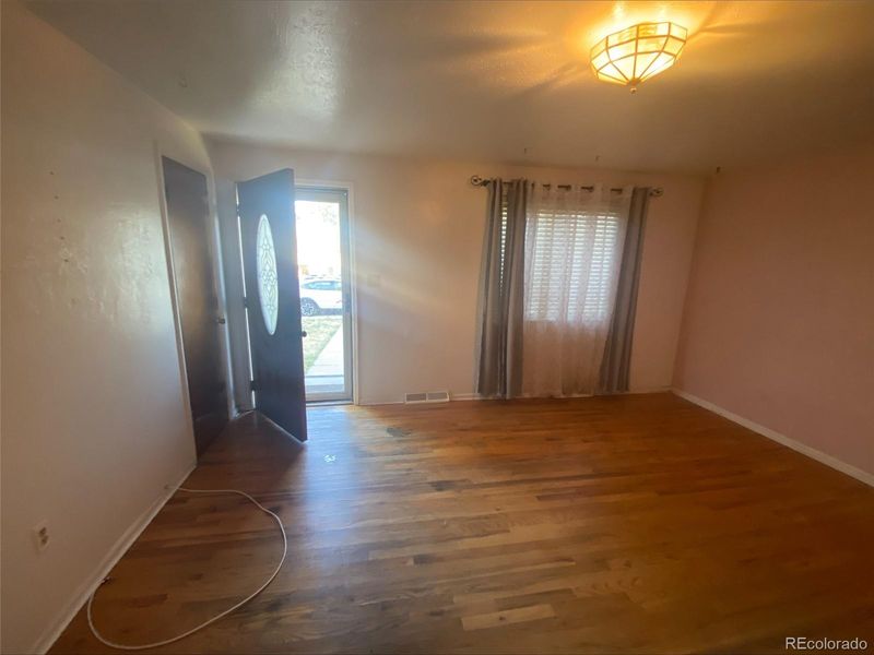 1045 W 96th Pl, Thornton, CO 80260