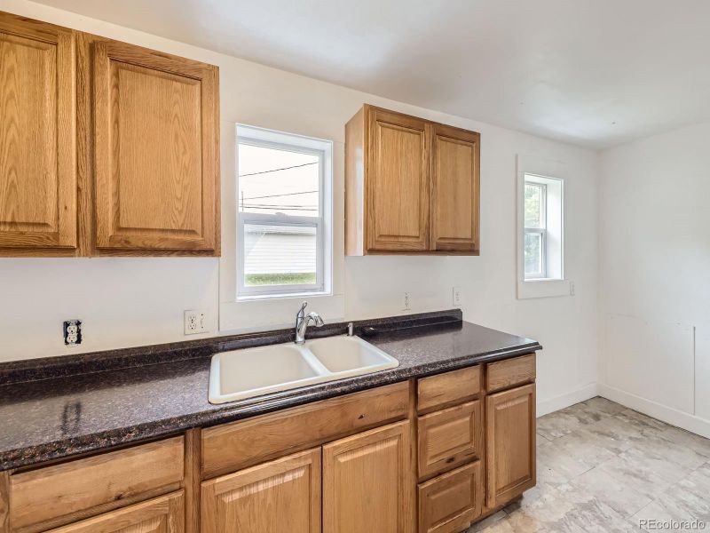 5202 E 60th Way, Commerce City, CO 80022