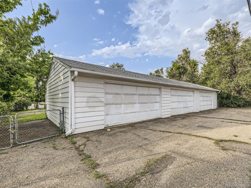 5202 E 60th Way, Commerce City, CO 80022