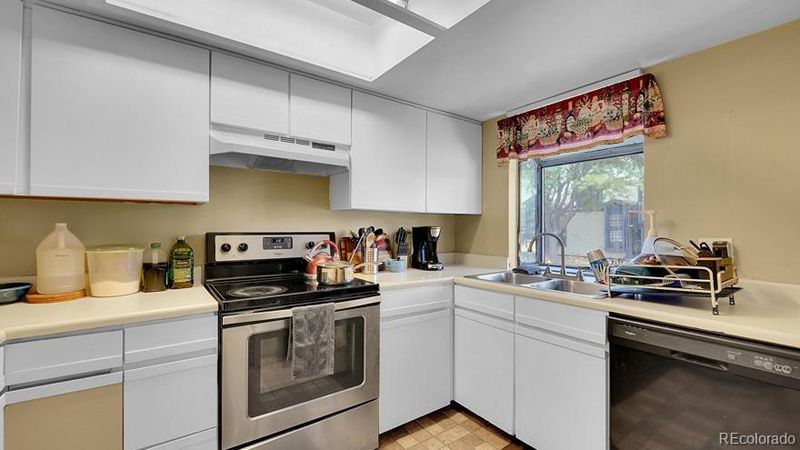 498 S Memphis Way #D, Aurora, CO 80017