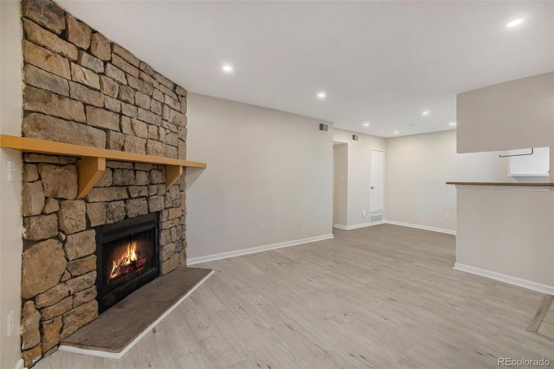 4400 S Quebec St #107P, Denver, CO 80237