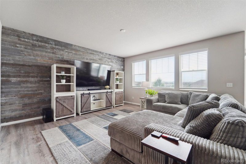 27069 E Fremont Pl, Aurora, CO 80016