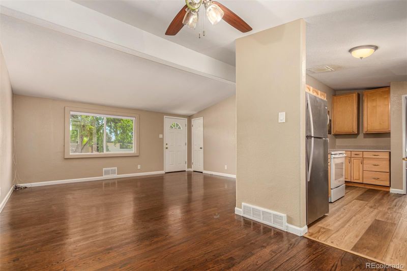 7995 Fairview Ave, Denver, CO 80221