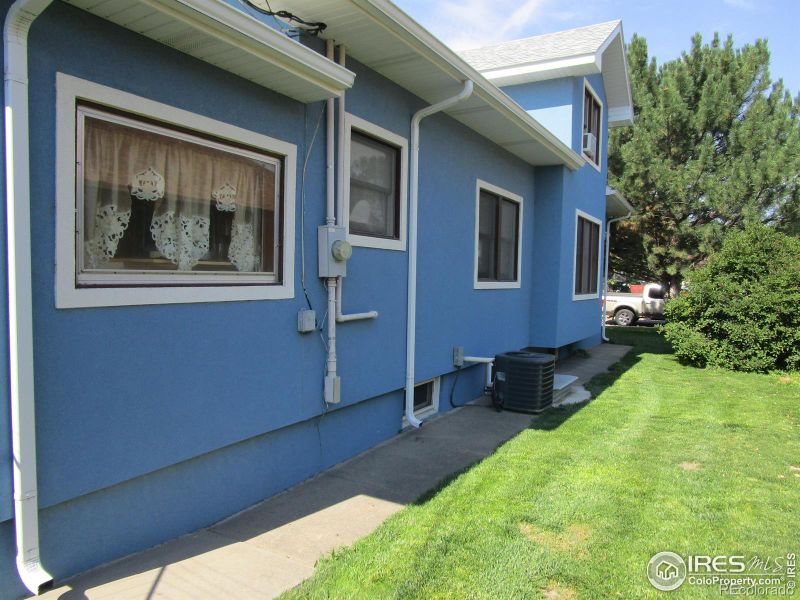 248 N 13th St, Burlington, CO 80807