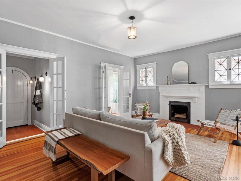 17 N Corona St, Denver, CO 80218