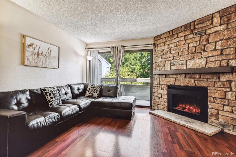 8763 W Cornell Ave #4, Lakewood, CO 80227