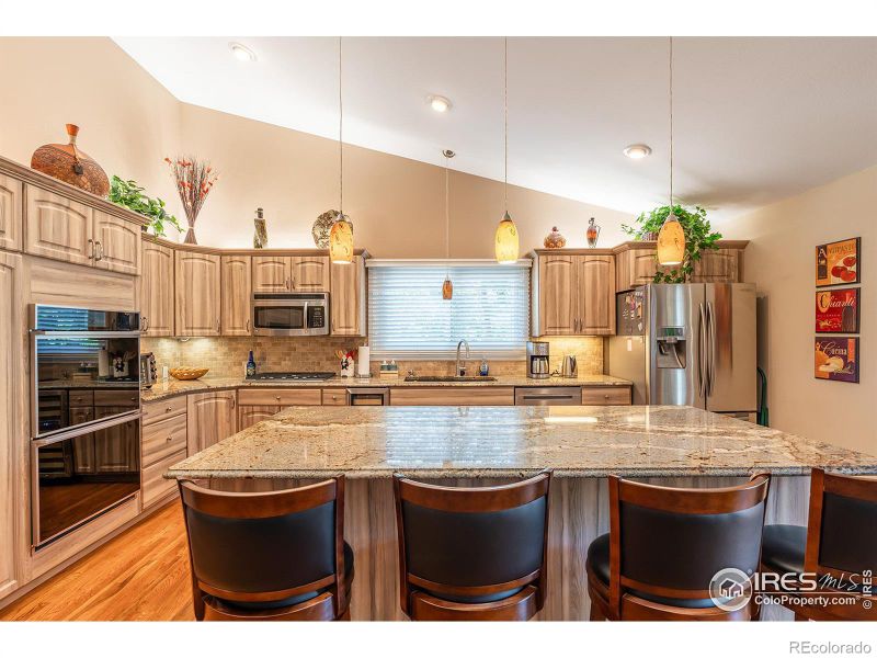834 Hays Cir, Longmont, CO 80504
