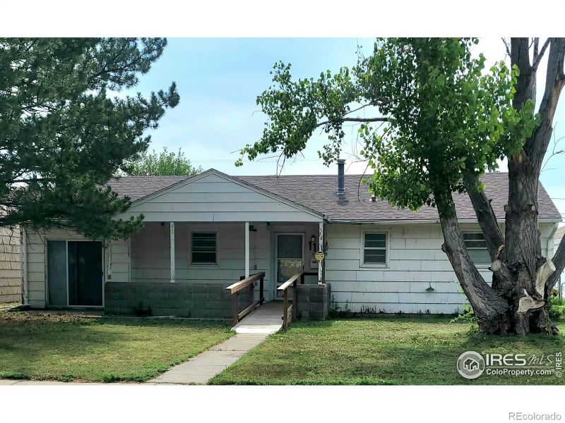 111 Jones Ln, Sterling, CO 80751