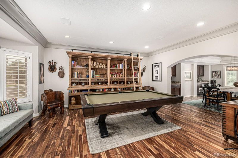 10192 E Crestridge Ln, Englewood, CO 80111