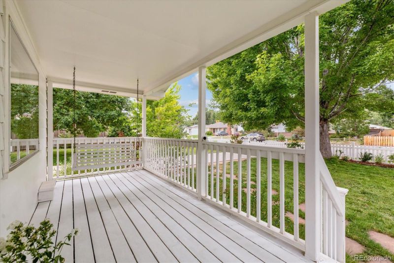4720 S Logan St, Englewood, CO 80113