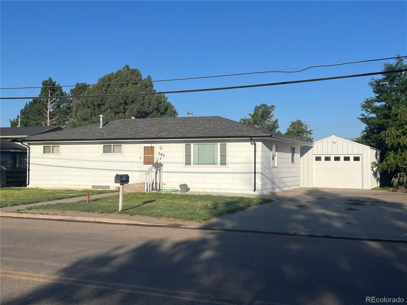 243 Lincoln St, Burlington, CO 80807