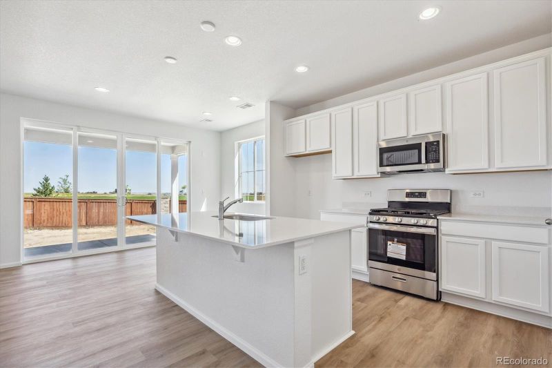 695 Turnip Pl, Johnstown, CO 80534
