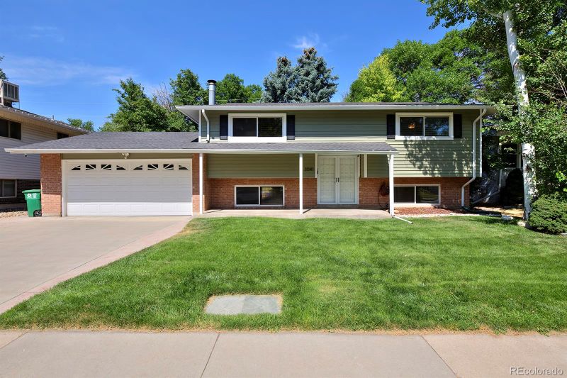 3041 S Valentia St, Denver, CO 80231