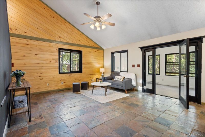 1309 W Browning Ave, Woodland Park, CO 80863