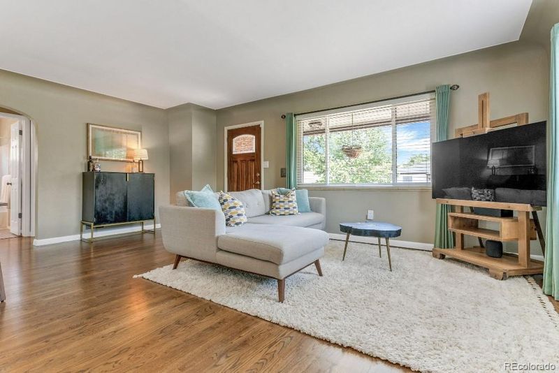4639 Saulsbury St, Wheat Ridge, CO 80033