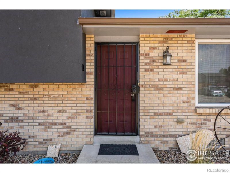 906 S Mckinley Ave, Fort Lupton, CO 80621
