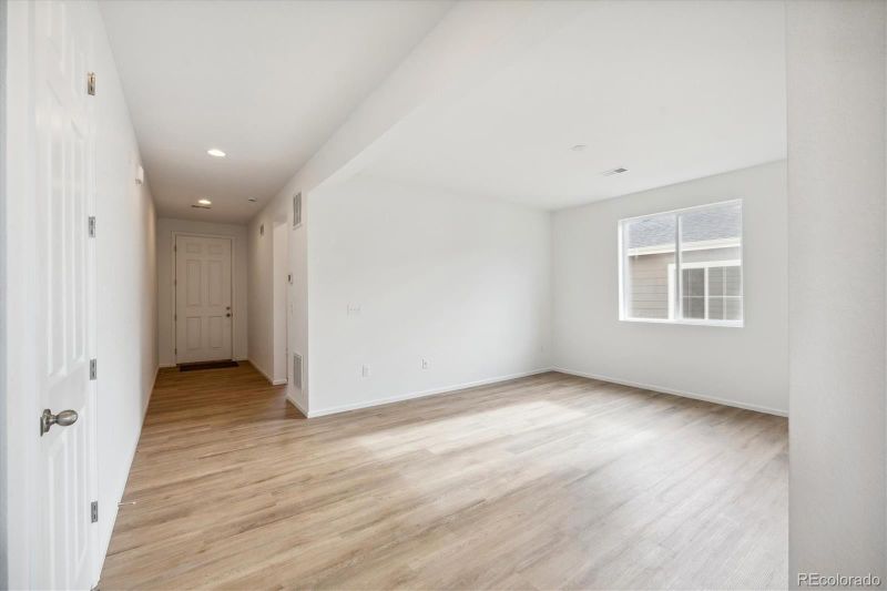 9063 Truckee Ct, Commerce City, CO 80022
