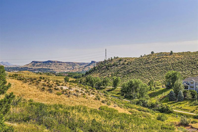 622 Golden Eagle Cir, Golden, CO 80401