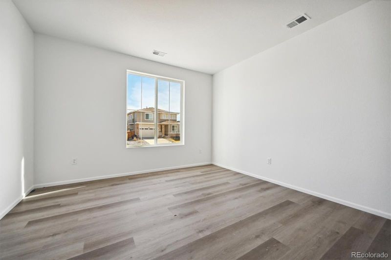 9083 Truckee Ct, Commerce City, CO 80022